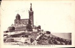 CPA Marseille Basilique de Notre Dame de la Garde 