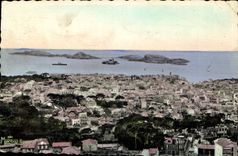 CPA Marseille les Iles Vues de Notre Dame de la Garde 