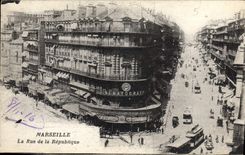 CPA Marseille la Rue de la Republique Tramway