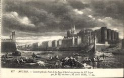 CPA Angers Catastrophe du Pont du la Basse Chaine au Passage du 11 Leger qui fit 223 Victimes 16 Avr
