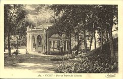 CPA Vichy Parc et Source des Celestins 
