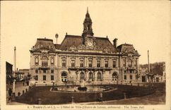 CPA Tours I et L l'Hotel de Ville Oeuvre de Laloux architecte 
