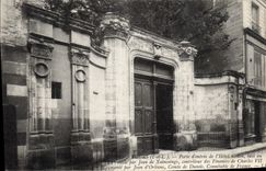 CPA Tours I et L Porte d'entree de l'Hotel Gouin bati au XV siecle par Jean de Xaincoings 