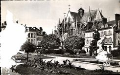CPA Troyes Aube L'Eglise St Urbain Parc de la Prefecture 