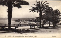 CPA Nice Le Quai des Etats Unis vu des Ponchettes 