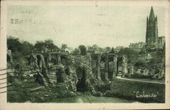 CPA Saintes Ch Inf Arenes gallo romaine et Clocher de Saint Eutrope 