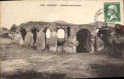 CPA Saintes L'Entree des Arenes 