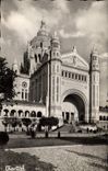 CPA Lisieux Calvados Basilique Le Parvis 
