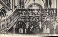 CPA Troyes  Aube Le Jube de la Madeleine et son escalier 