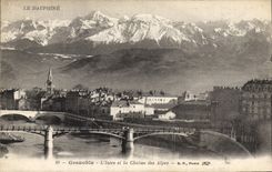 CPA Grenoble L'Isere et la Chaine des Alpes 