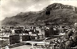 CPA Grenoble et le Moucherotte 