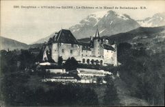 CPA Dauphine Uriage les Bains La Chateau et le Massif de Belledonne 