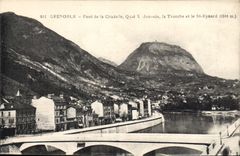 CPA Grenoble Pont de la Citadelle Quai X Jouvain la Tronche et le St Eynard 