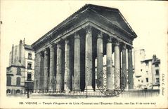 CPA Vienne Temple d'Auguste et de Livie Construit sous l'Empereur Claude Vers l'An 41 notre ere 