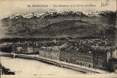 CPA Grenoble vue generale et la Chaine des Alpes 
