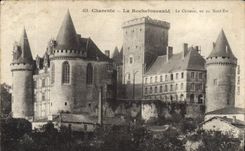 CPA Charente la Rochefoucauld le Chateau vu au Nord Est 