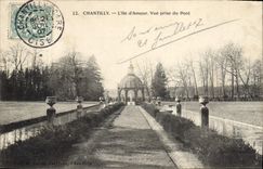 CPA Chantilly L'Ile d'Amour vue prise du Pont 