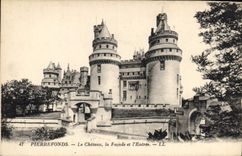 CPA Pierrefonds le Chateau la Facade et l'Entree 