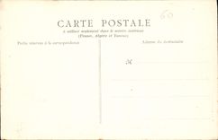 CPA Chateau de Chantilly Porte Michel Ange Cour d'honneur
