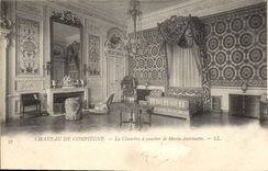 CPA Chateau de Compiegne la Chambre a coucher de Marie Antoinette 