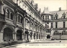 CPA Pierrefonds Colonnade de la Cour d'Honneur 