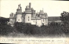 CPA Chateau de Pierrefonds la Facade sud est de la Chapelle 