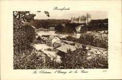CPA Pierrefonds Le Chateau l'Etang et la Gare 