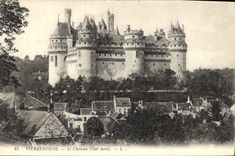 CPA Pierrefonds le Chateau cote nord 