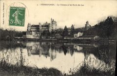 CPA Pierrefonds Le Chateau et les Bords du Lac 