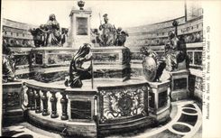 CPA Chateau de Chantilly Mausolee de Henri II Prince de Conde 