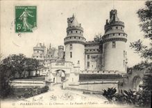 CPA Pierrefonds le Chateau la Facade et l'Entree 