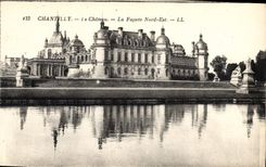 CPA Chantilly le Chateau la Facade Nord Est 
