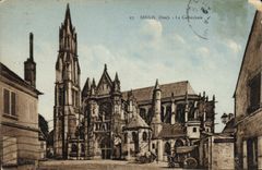 CPA Senlis Oise la Cathedrale 