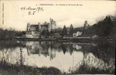 CPA Pierrefonds le Chateau et les Bords du Lac 
