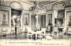 CPA Chateau de Compiegne Salon des Fleurs 