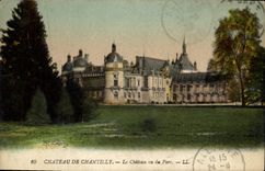 CPA Chateau de Chantilly le Chateau vu du Parc 