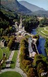 CPA Lourdes Vue aerienne sur la Basilique et le Gave 