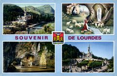 CPA Lourdes la Basilique l'Apparition la Grotte l'Esplanade 