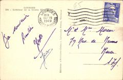 CPA Lourdes Interieur de la Grotte Miraculeuse 