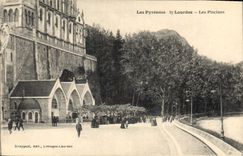 CPA Les Pyrenees Lourdes les Piscines 