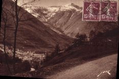 CPA Toute la France Cauterets H P Cauterets et le Massif du Caballiros 