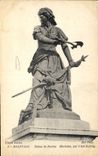 CPA Beauvais Statue de Jeanne Hachette par Vital Dubray 