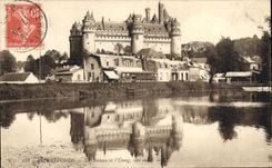 CPA Pierrefonds Le Chateau et l'Etang 