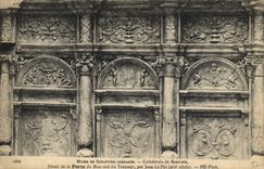 CPA Musee de Sculpture Comparee Cathderale de Beauvais Detail de la Porte du Bras sud du Transept pa