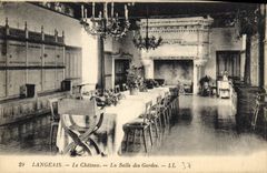 CPA Langeais Le Chateau La Salle des Gardes 
