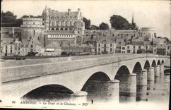CPA Amboise Le Pont et le Chateau 