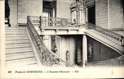 CPA Palais de Compiegne L'Escalier d'Honneur 