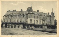 CPA Chateau de Rambouillet Ensemble sur le Parc 