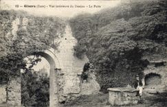 CPA Gisors Eure Vue interieure du Donjon Le Puits 