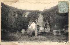 CPA Gisors Eure Vue interieure du Donjon Le Puits 